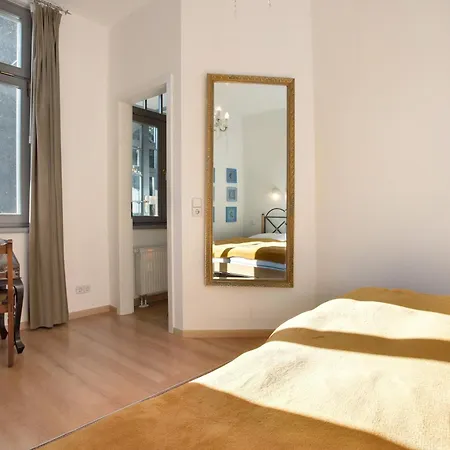 Effi-briest-villa * ゼーバート・ヘリングスドルフ